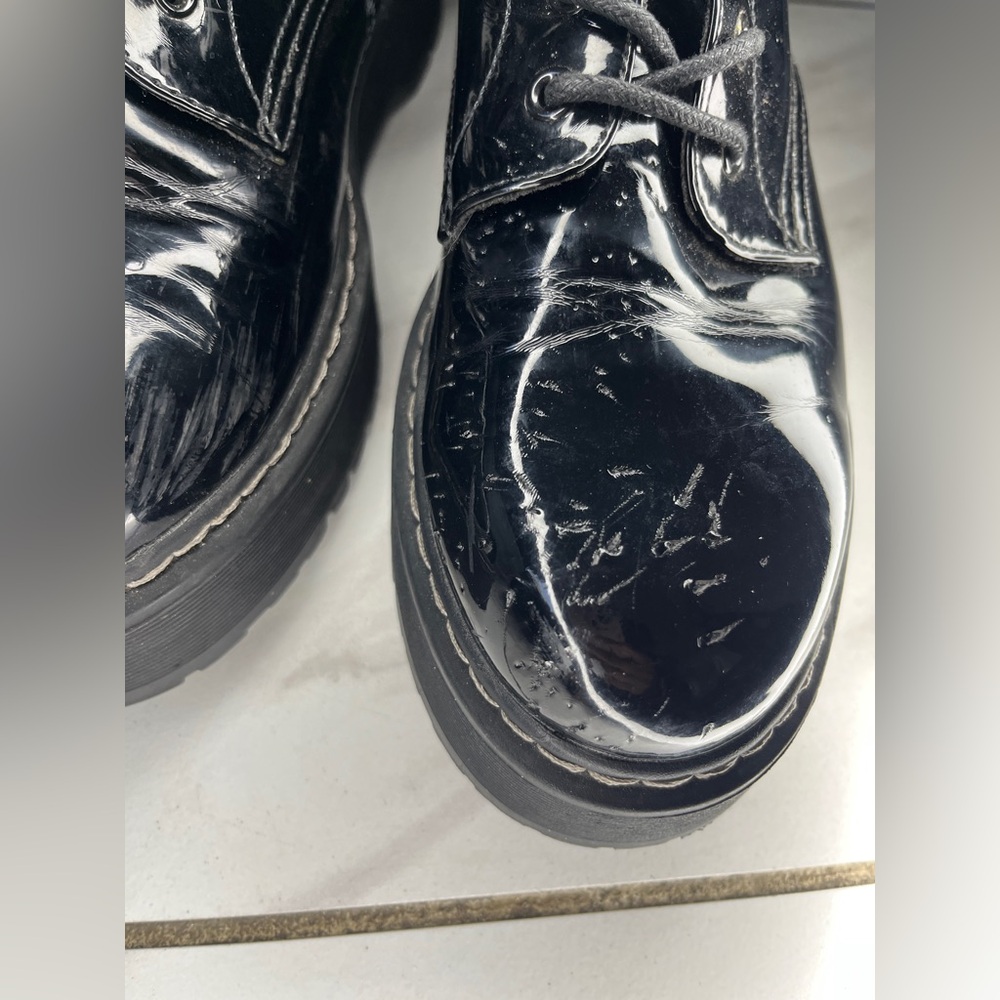 Steve Madden Bettyy1 Black Patent Women's Betty Combat Boot (USED) Size 10 - Picture 4 of 11